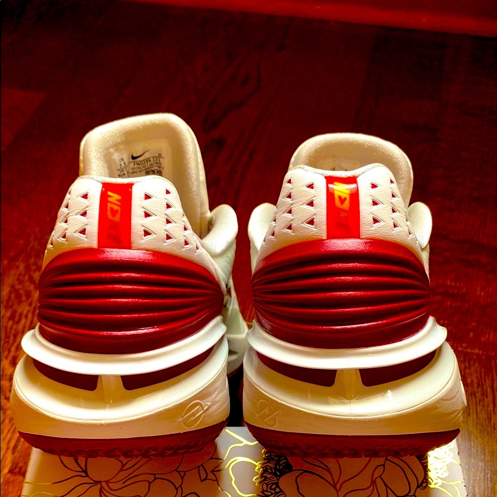 Nike - Air Zoom GT Cut 2 BRAND NEW ; w/ label on the laces! - Picture 8 of 15